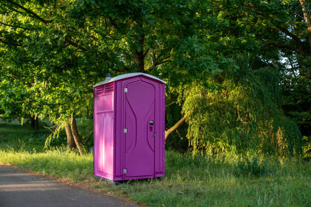 Best Porta potty rental near me  in Burt, MI